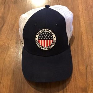 The north face trucker hat